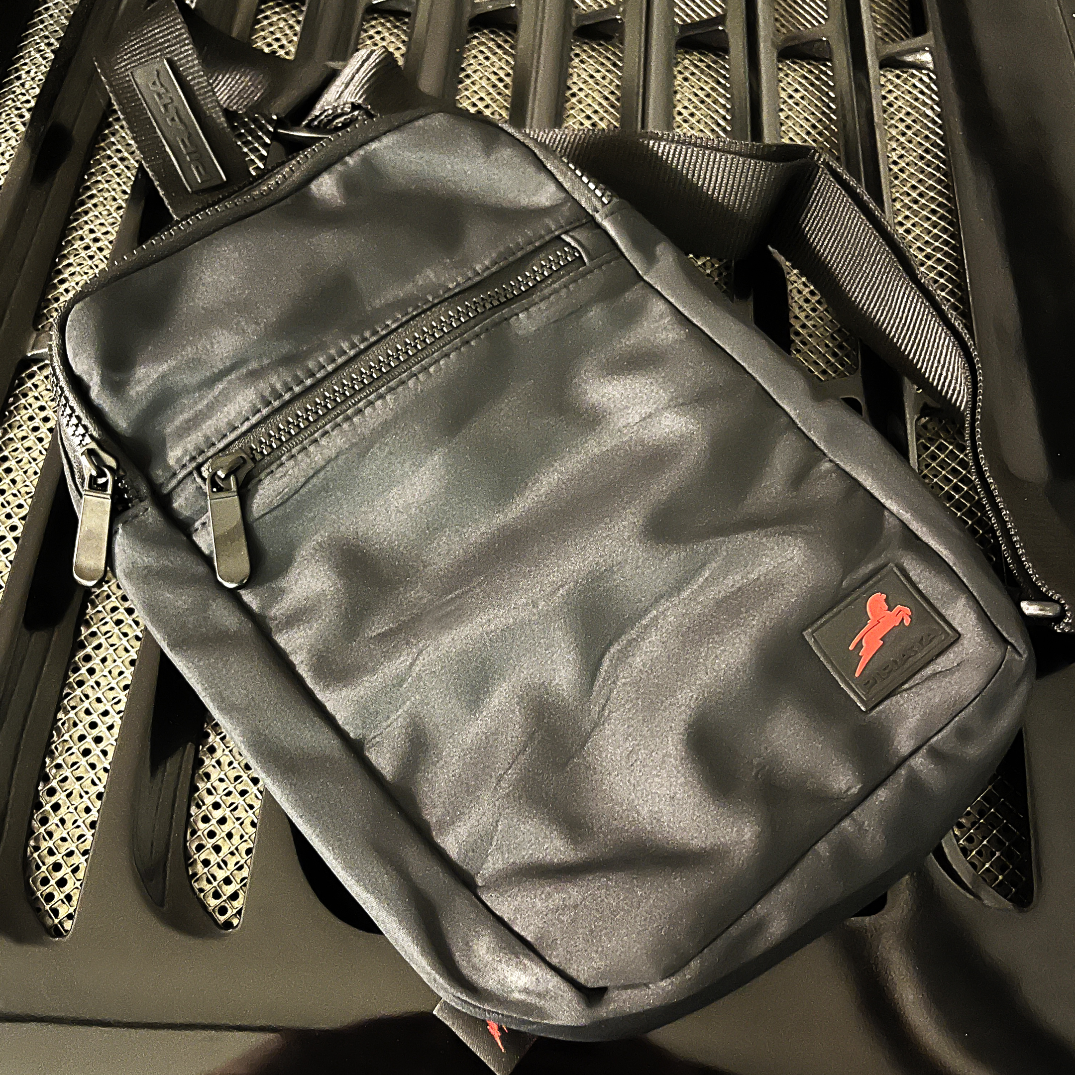 The Pirata Shoulder Sling - Image 12